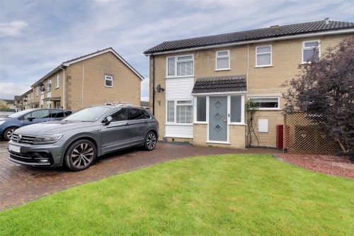 Arrange a viewing for Meadow Road, Stonehouse