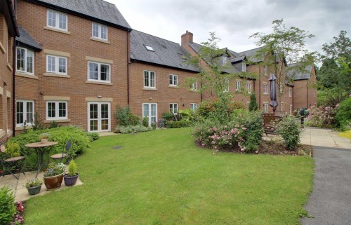 Arrange a viewing for Daffodil Court, Newent