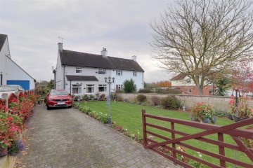 image of 7 Shakespeare Cottages, North Road West