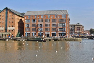 image of 27, Merchants Quay