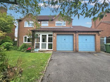 image of 4, Sovereign Chase