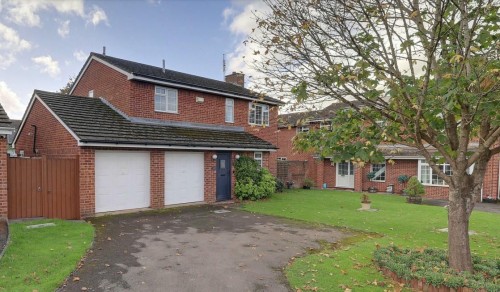 Arrange a viewing for Ladywell Close, Gloucester