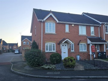 image of 16, Harness Close