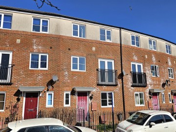 image of 52, Longhorn Avenue