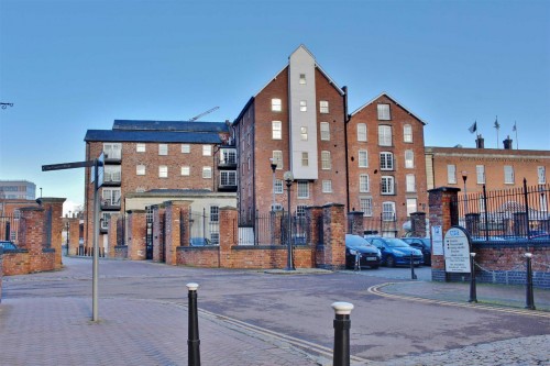 Arrange a viewing for Pridays Mill, Gloucester Docks