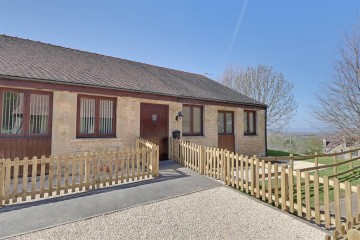 image of 2 Hill Farm Barns, Frocester Hill