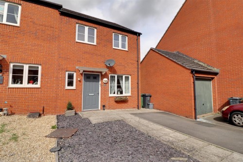 Arrange a viewing for Bradestones Way, Stonehouse