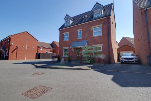 Arrange a viewing for Windfall Way, Gloucester