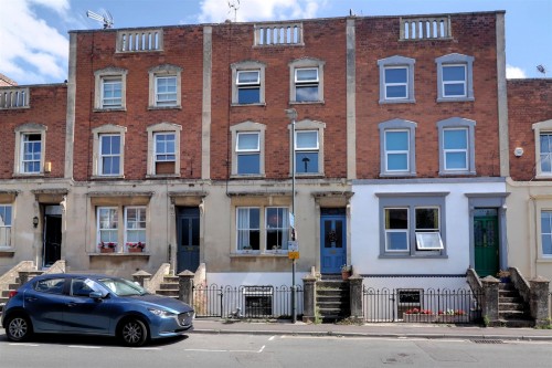 Arrange a viewing for Regent Street, Stonehouse