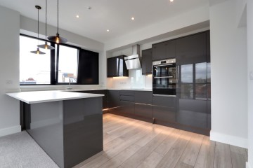 image of Apt 7, Cathedral Views