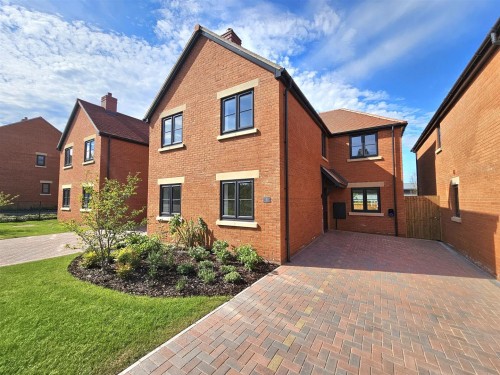 Arrange a viewing for Over Old Road, Hartpury