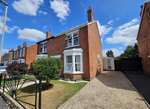 Arrange a viewing for Gladstone Road, Gloucester