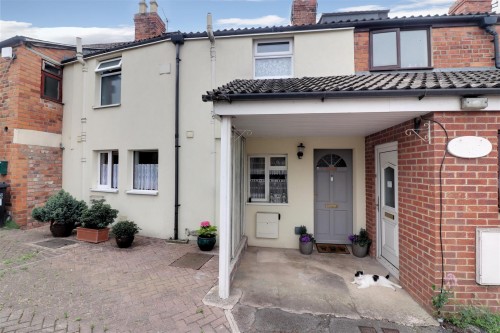 Arrange a viewing for Gloucester Road, Stonehouse