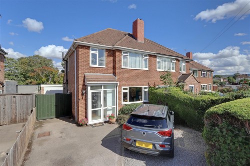 Arrange a viewing for Dinglewell, Hucclecote