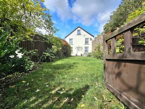 Arrange a viewing for Hawthorns Road, Drybrook