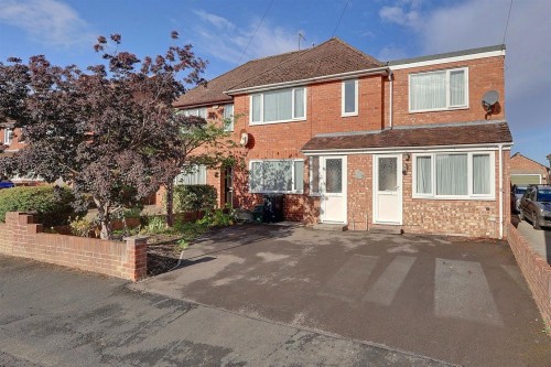 Lynton Road, Hucclecote, Gloucester Arrange a viewing for Lynton Road, Hucclecote, Gloucester