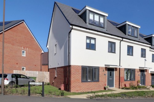 Arrange a viewing for Great Oldbury Drive, Great Oldbury, Stonehouse