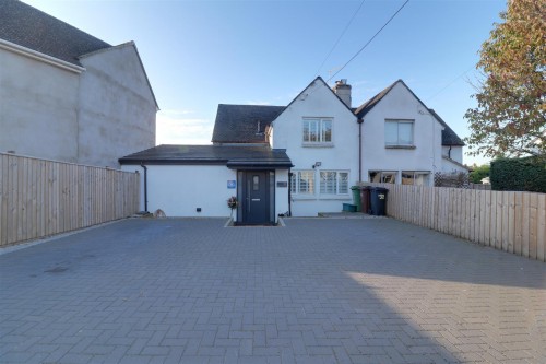 Arrange a viewing for Kings Road, Stonehouse