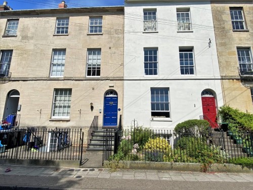 Arrange a viewing for Brunswick Square, Gloucester, GL1