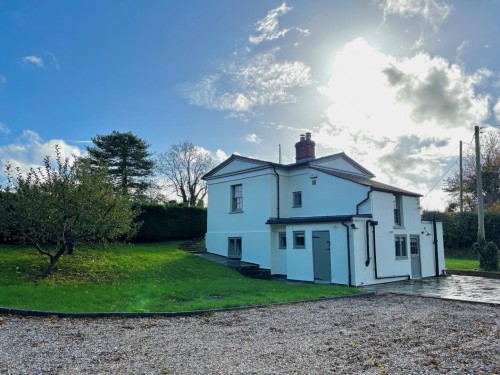 Arrange a viewing for Saul, Gloucester