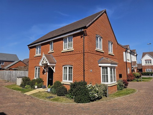 Arrange a viewing for Estcourt Close, Gloucester