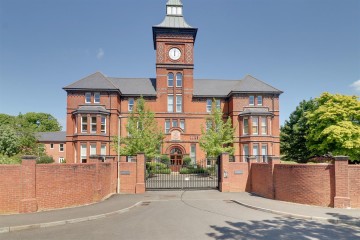 image of 20 The Clock Tower, Huckley Field