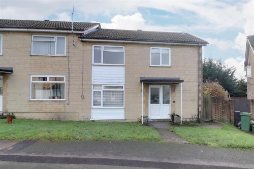 Arrange a viewing for Chestnut Avenue, Stonehouse