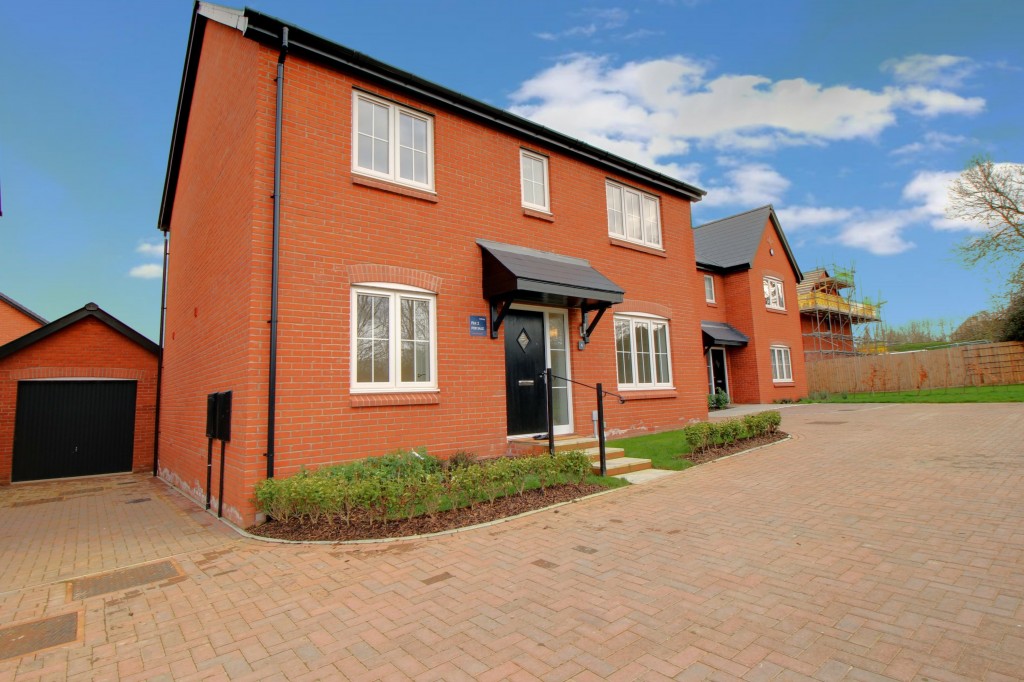 Sandalwood Green, Hempsted Naylor Powell Estate Agents